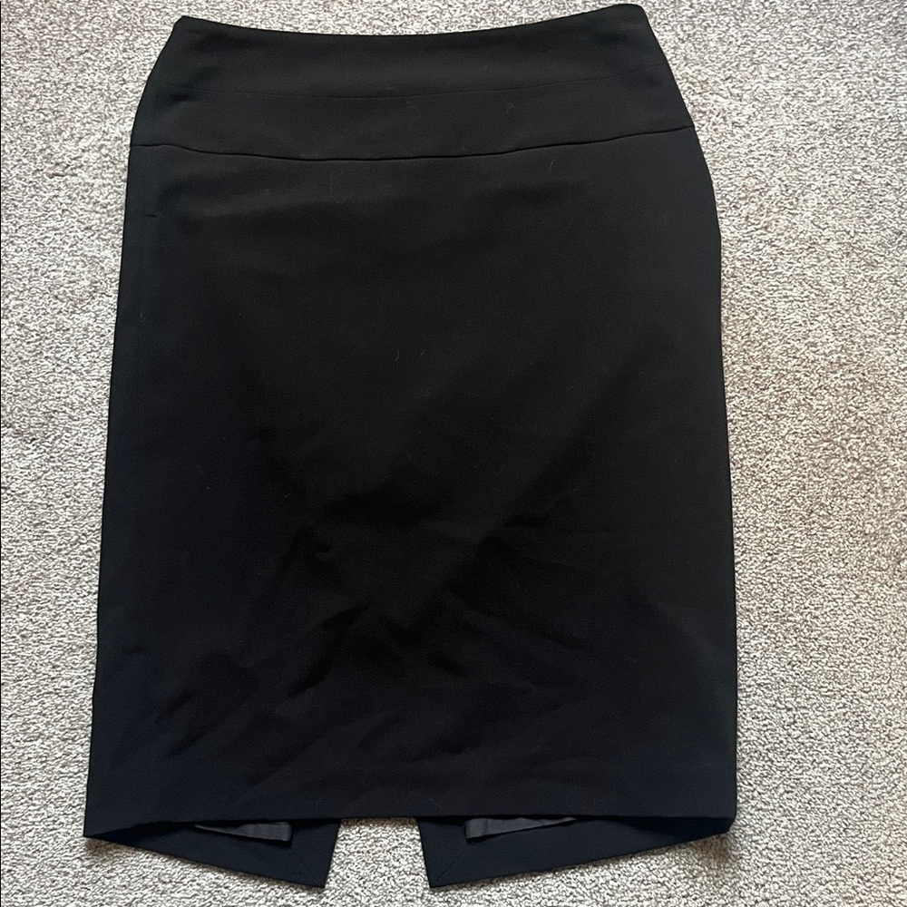 The Limited Classic Black Pencil Skirt